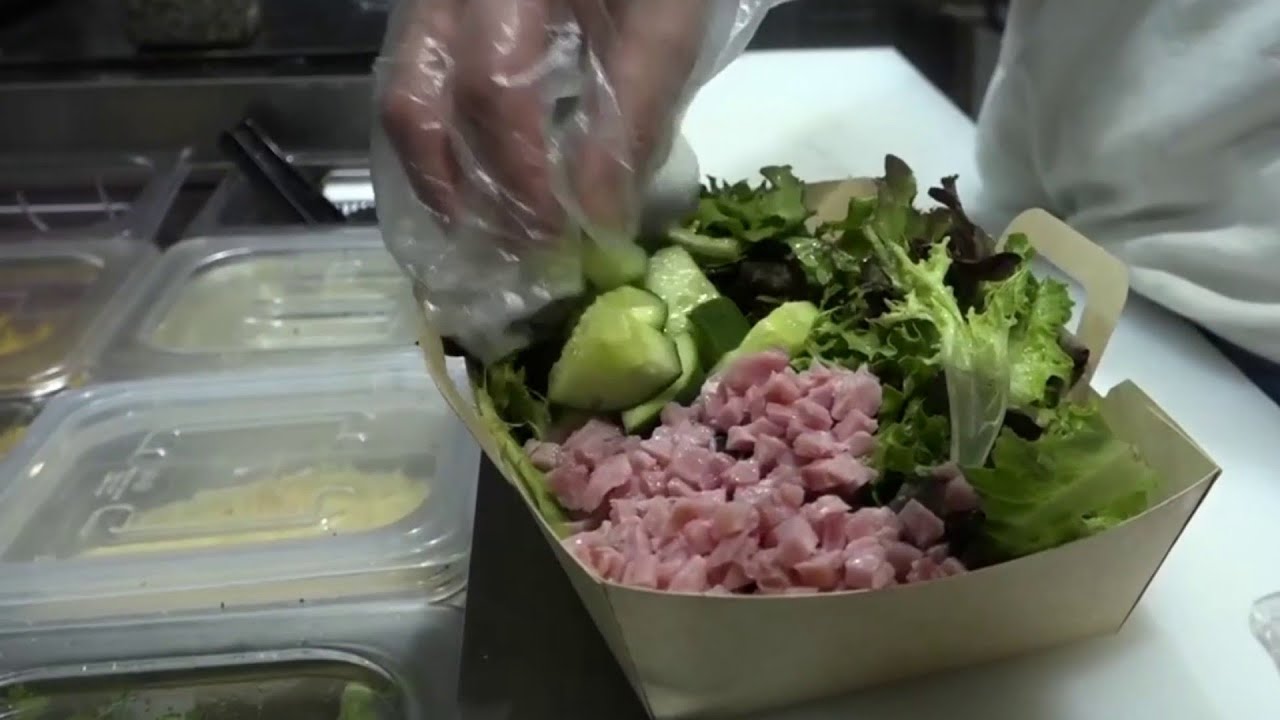 Is that salad safe to eat?