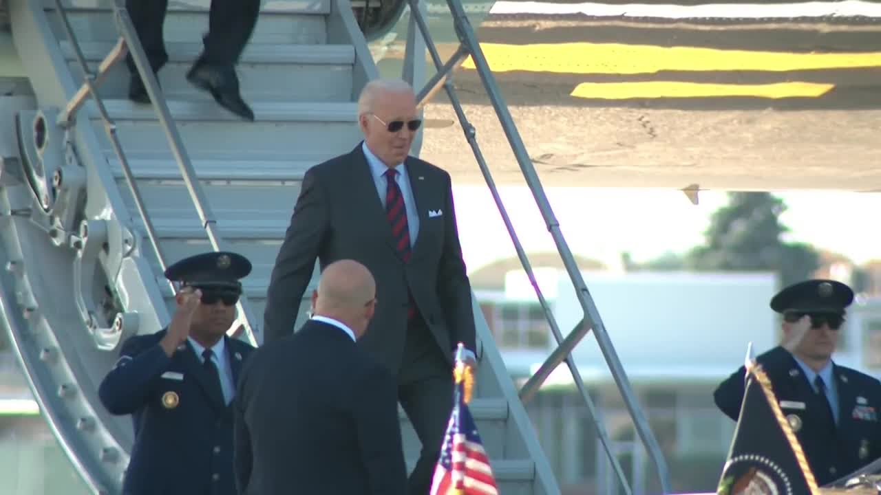 Raw video: President Joe Biden steps off Air Force One after landing in New Hampshire