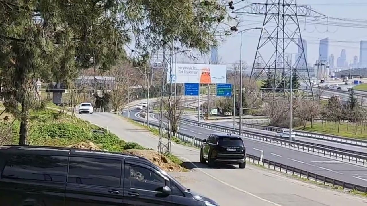 Galatasaray  Kemerburgaz  tesisleri canlı takım otobüsü Liverpool a gidiyor yayınından 6:01 - 11:00