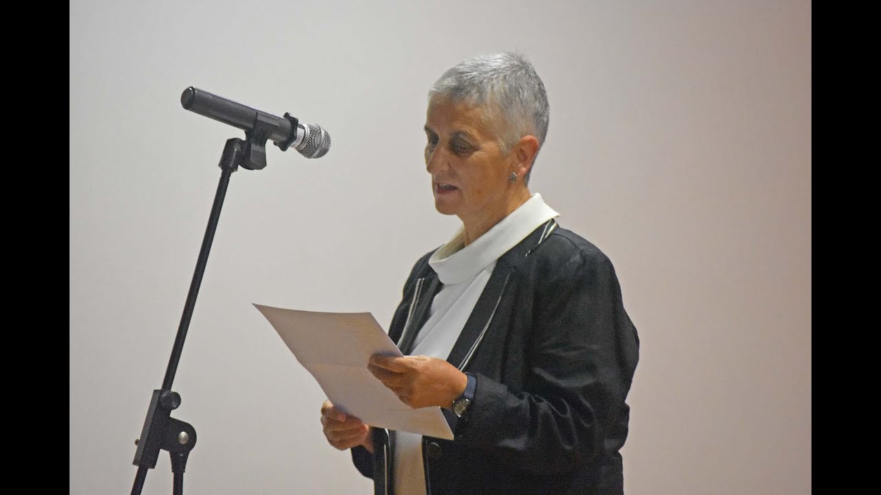 Ode À Galicia / Arnaldo Trindade / dito por: Alzira Santos