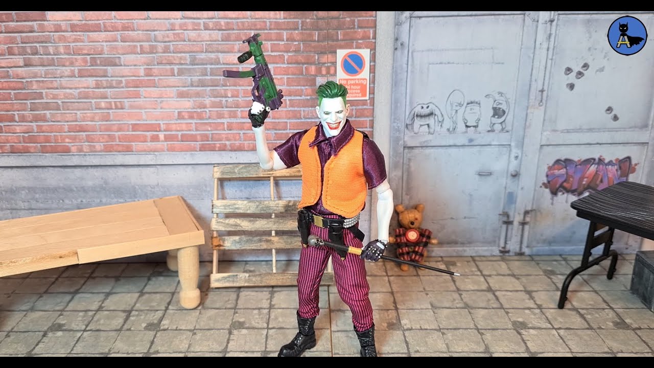 I bought another Aliexpress Knock Off Figure - Joker Clown Prince of Crime