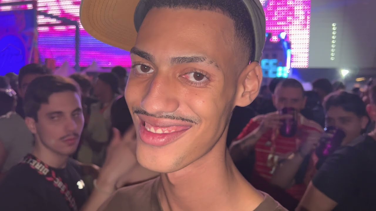 MOSKITAO BEIJANDO TODAS GATA UNIVERSITÁRIAS NO ROLE UNIVERSITÁRIO 2023 ENTREVISTA