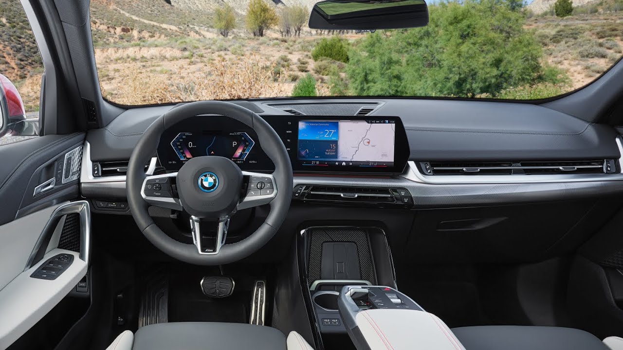 2024 BMW Operating System 9 at BMW iX2 xDrive30 U10