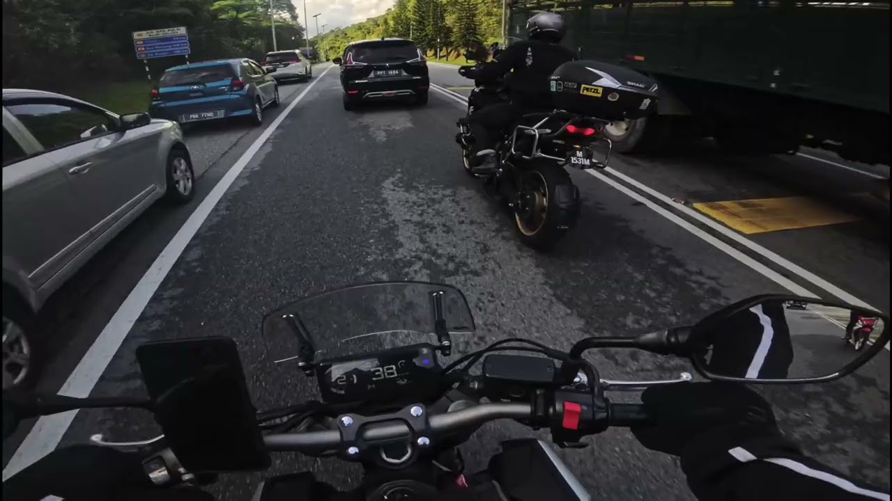 Cameron Highland Day Trip (Honda CB650R & Yamaha Tracer 9 GT)