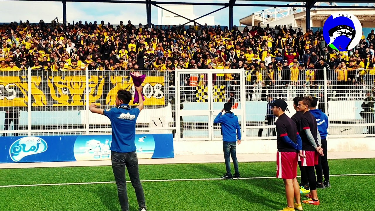 ULTRAS LOS RIFEÑOS 12لحظة تقديم الورود للجماهير الفاسية♓💙