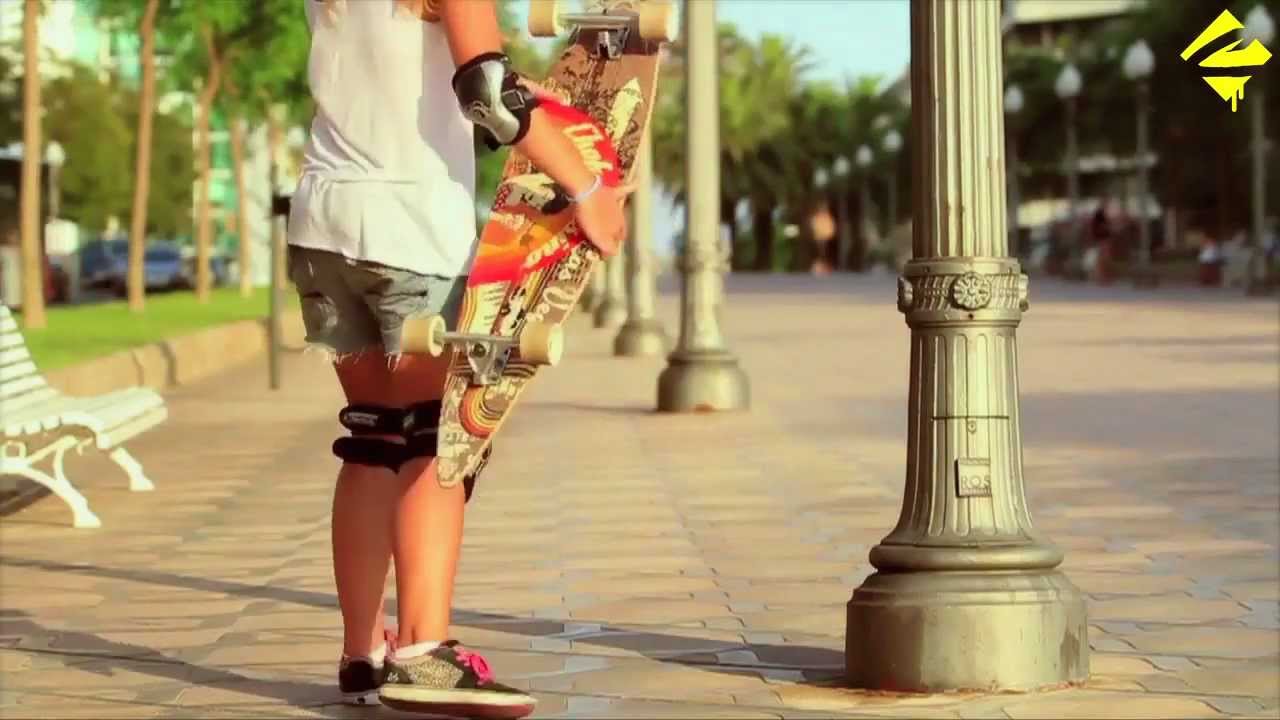 CHOKE Boards - Pin Up Girl Longboard in Spain