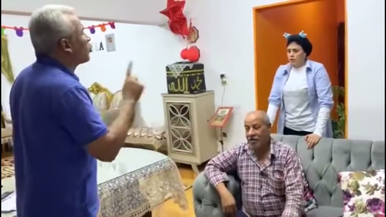 مازلت لحد دلوقتي بعملها مع الجيران واجري 😂😂 : lolla funny لولا فاني