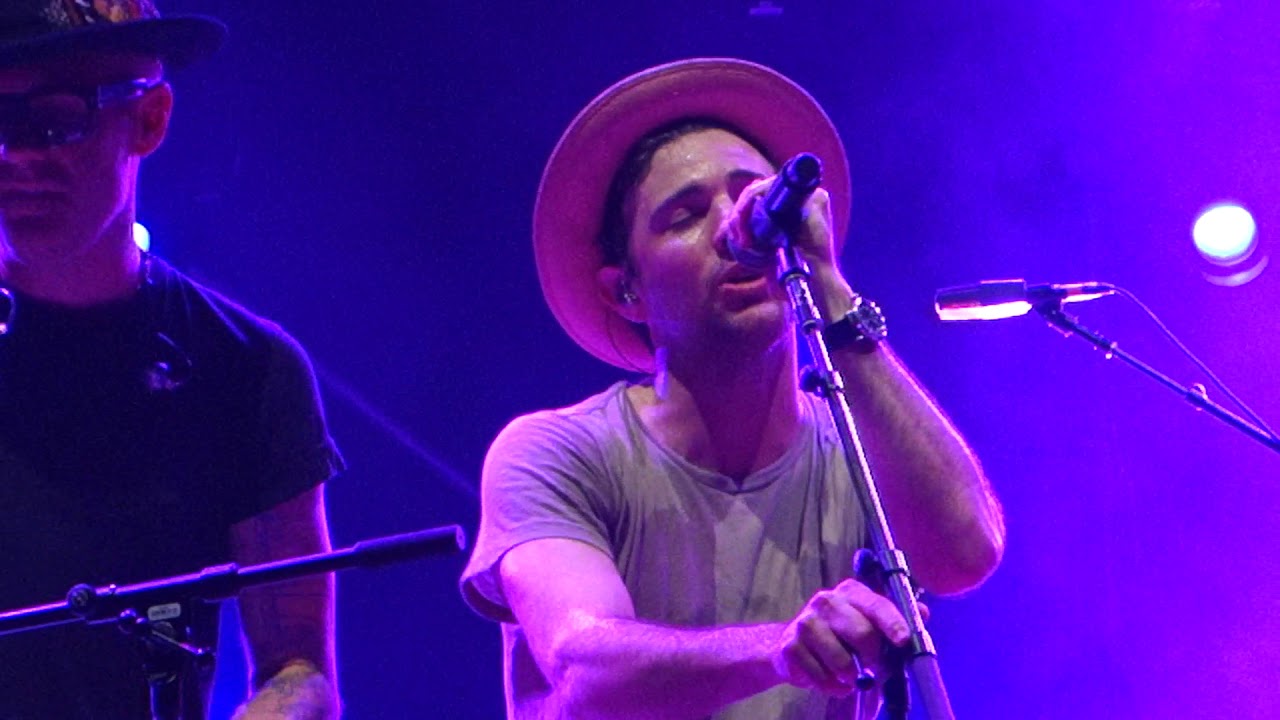 Avett Brothers 