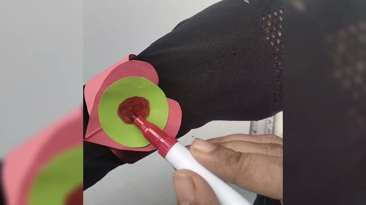 This paper heart hides a secret… 👀❤️