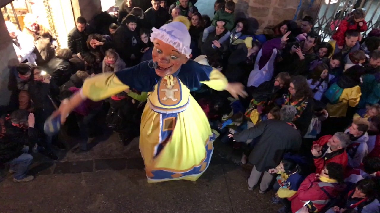 Pujada de gegants de dissabte- Carnaval Solsona 2017