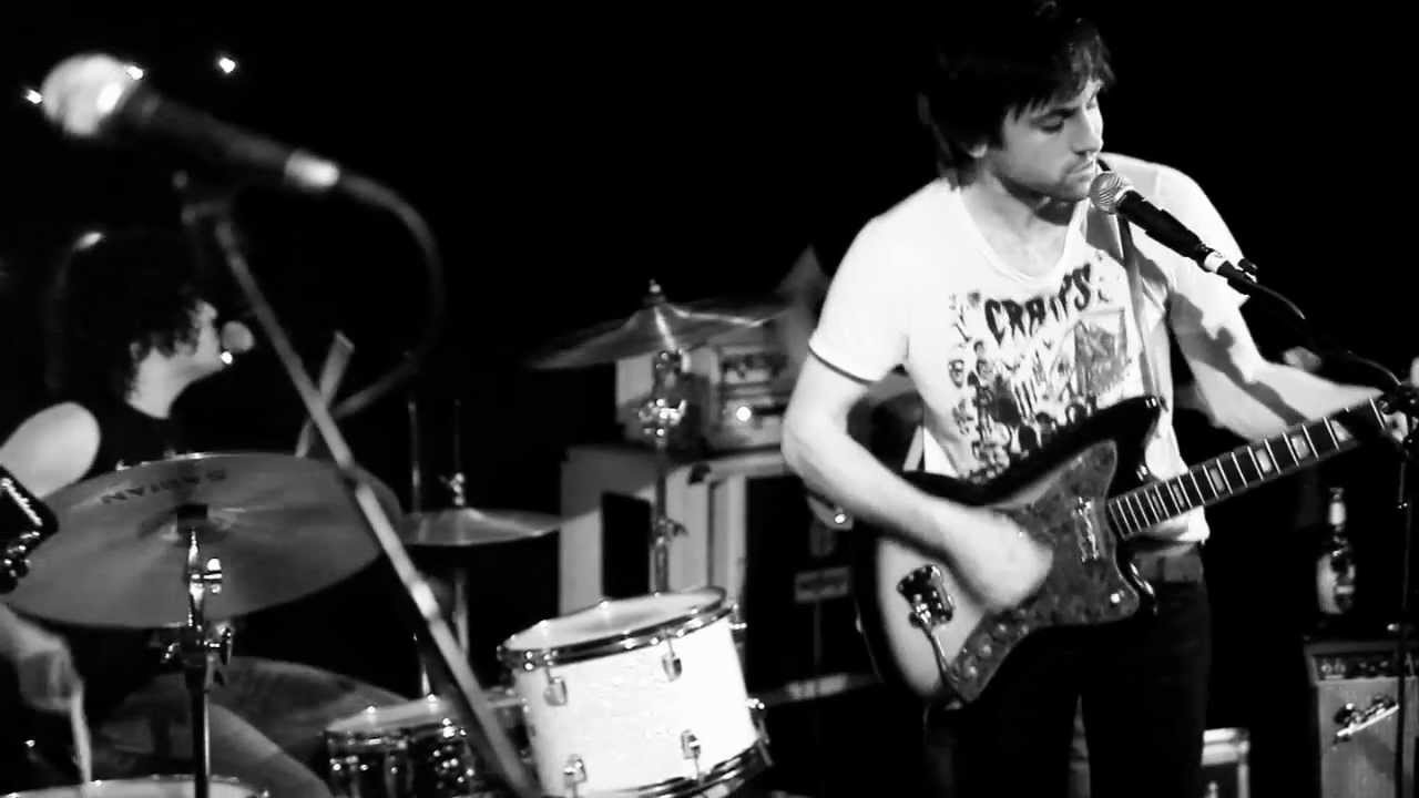 Dead Ghosts - I Want Your Love - Live @ Gleis 22 - 19.02.2013
