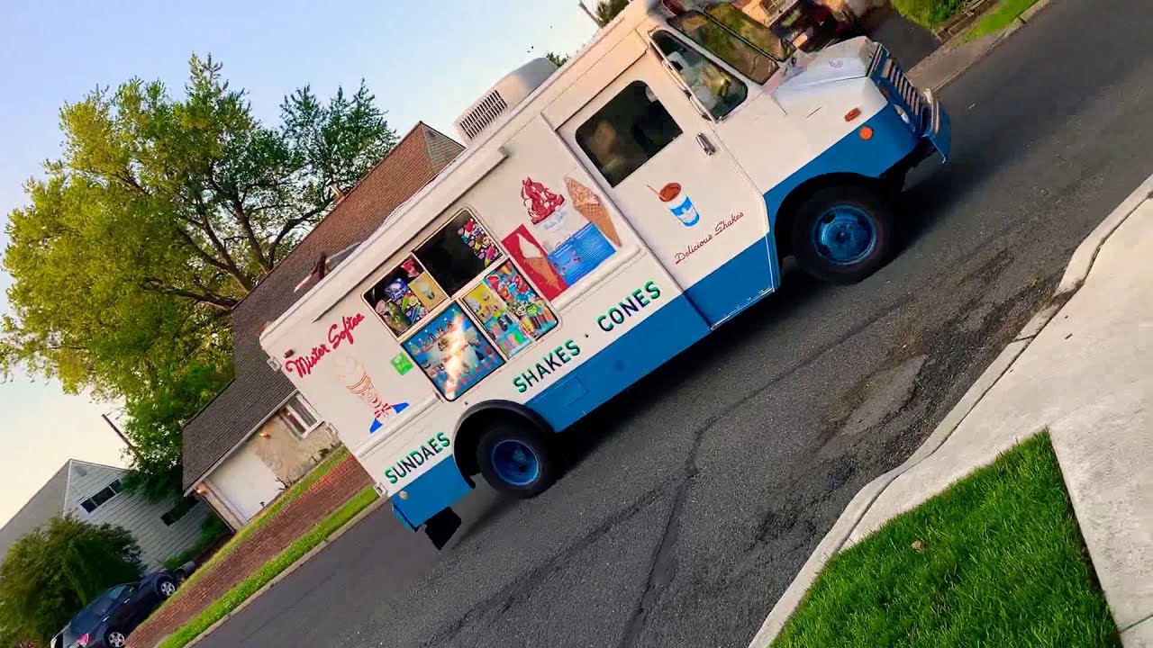 HEY ITS MISTER SOFTEE!