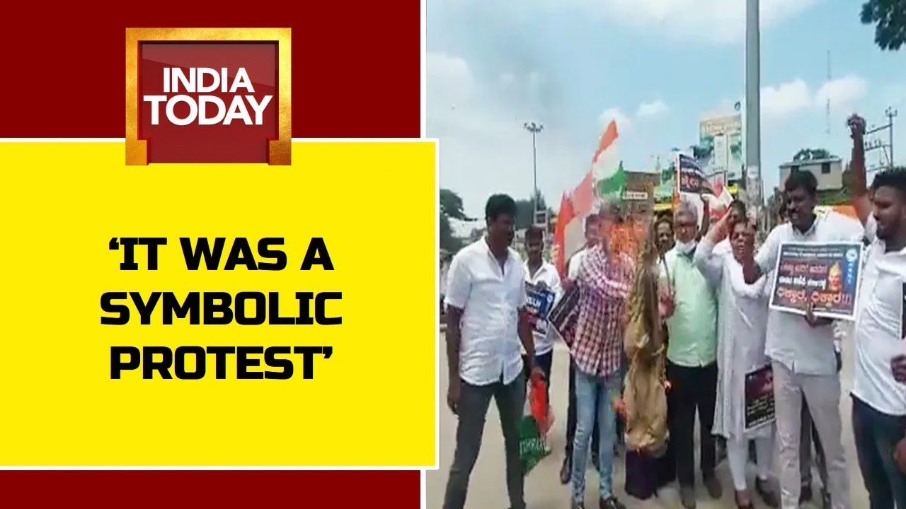 NSUI Protested Against Saffronisation Of Politics, Says Congress | 'Chaddi' Nataka In Karnataka