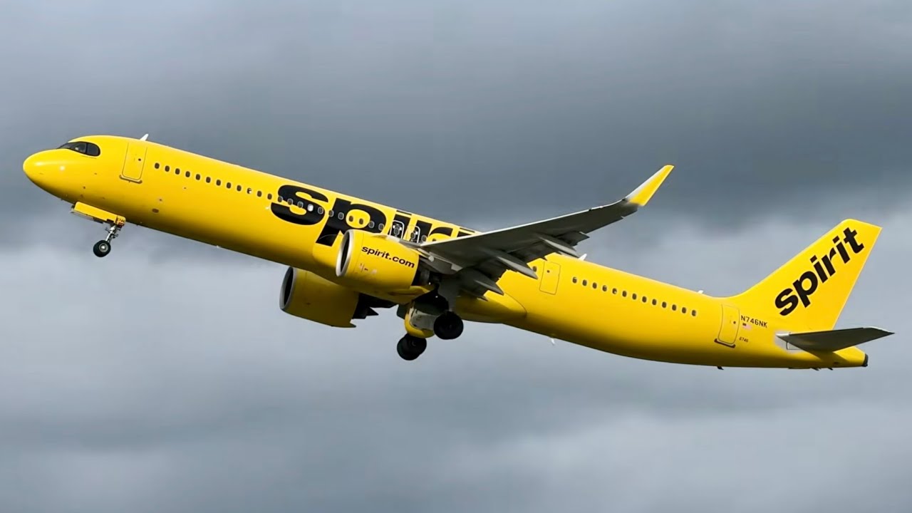 VIENTO CONTRARIO EN EL AEROPUERTO INTERNACIONAL DEL CIBAO Y DIFERENTES ANGULOS | #aviation #planes 