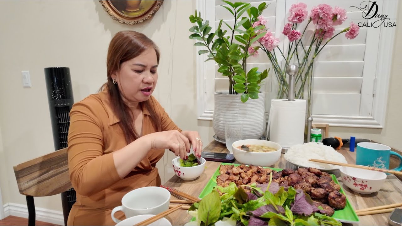 #390: БУН ЧА ХАНОЙ - ДЕВУШКА УЧИТСЯ ГОТОВИТЬ #dungcaliusa #bunchahanoi