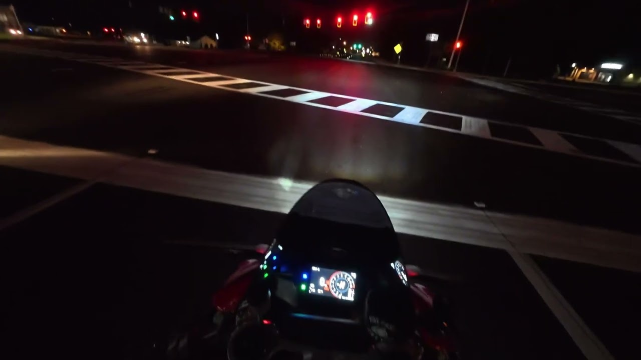 Pure Sound - Panigale V2 night ride.