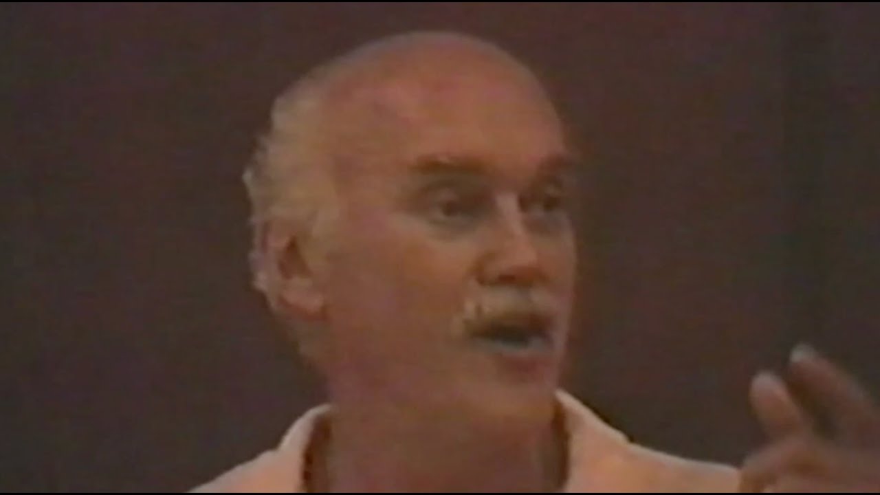 Ram Dass - What Is Selfless Service? | [RARE ARCHIVAL FOOTAGE]