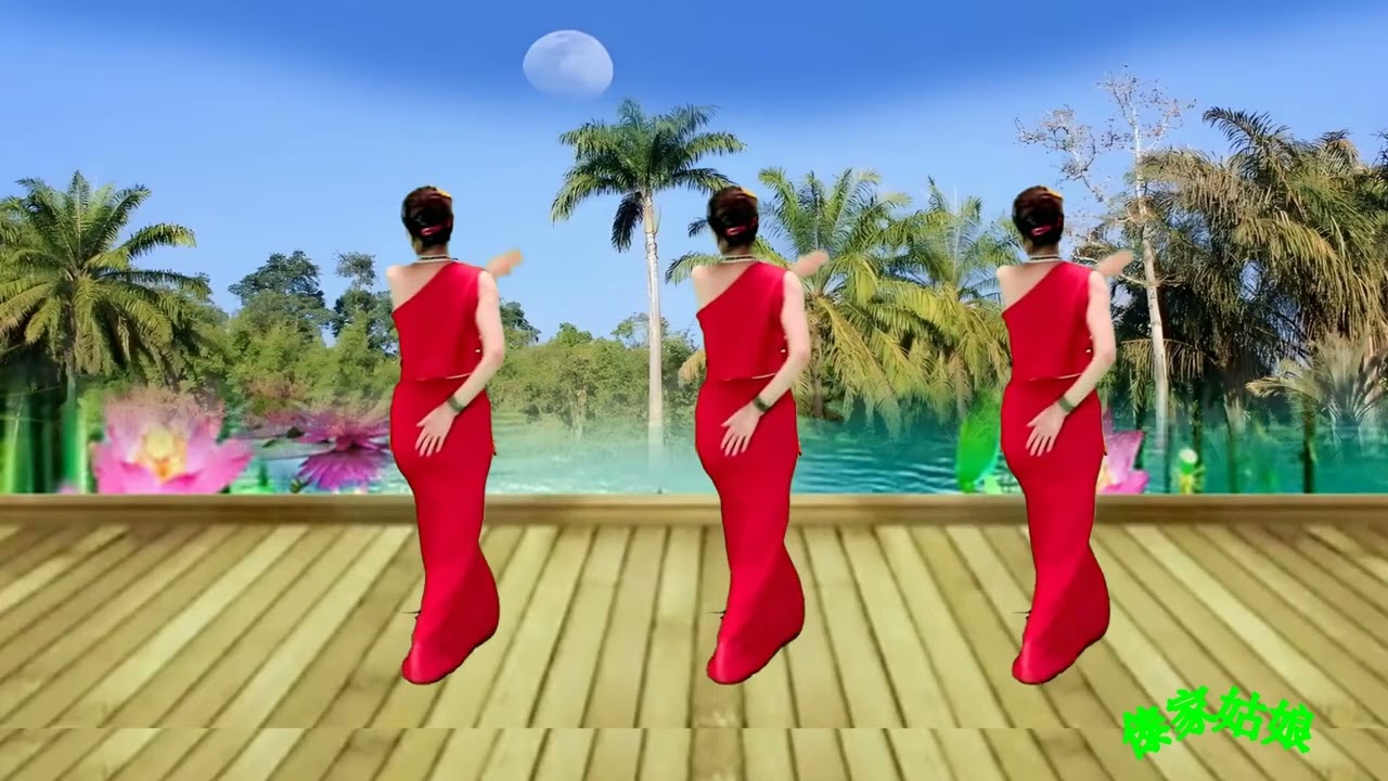 民族舞《傣家姑娘》歌声悠扬，傣家姑娘踏着轻柔的舞步走过来了