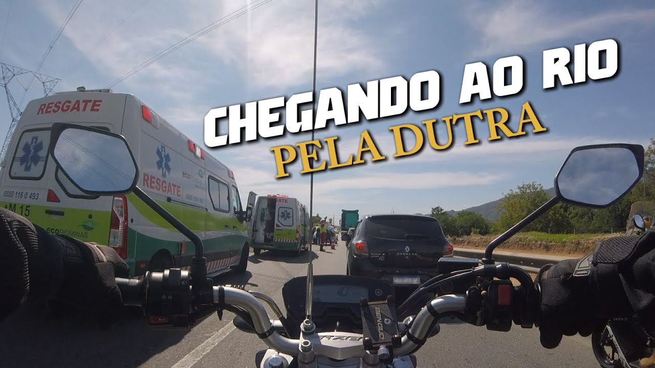 Chegando ao Rio pela Dutra. Obras de duplicação, trânsito e acidente.