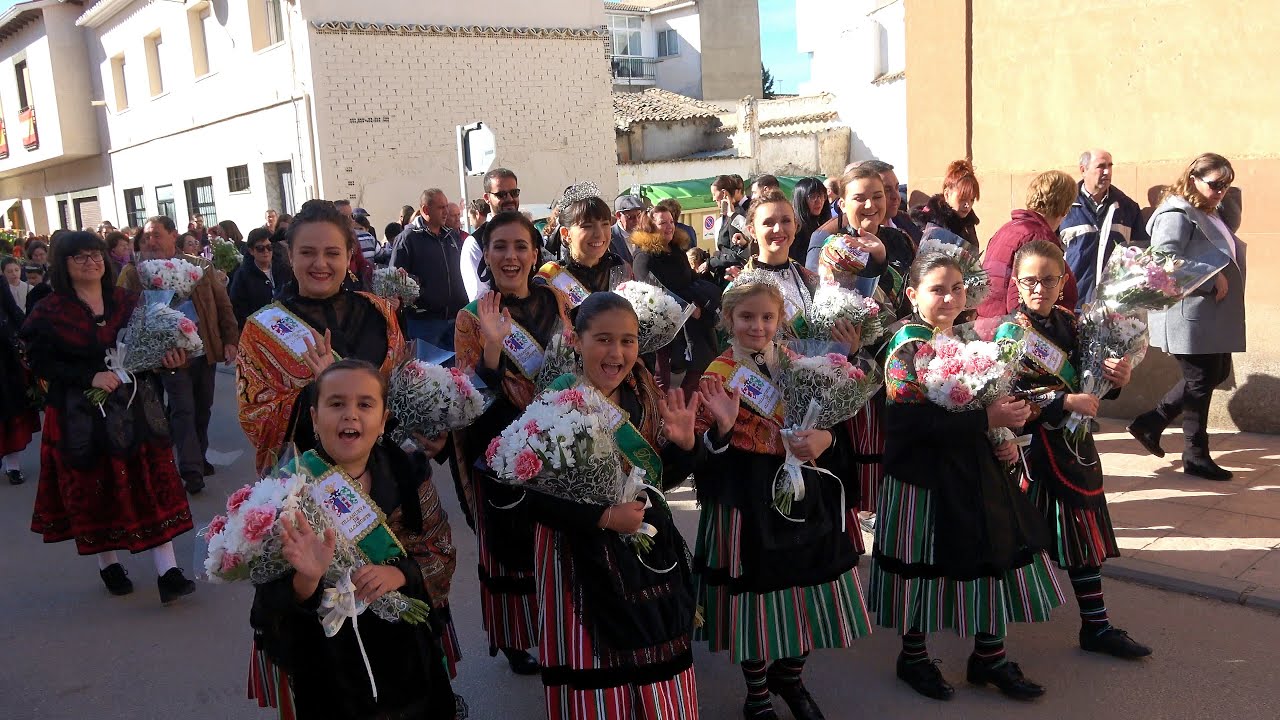 Ofrendas a la Virgen de la Piedad 2019