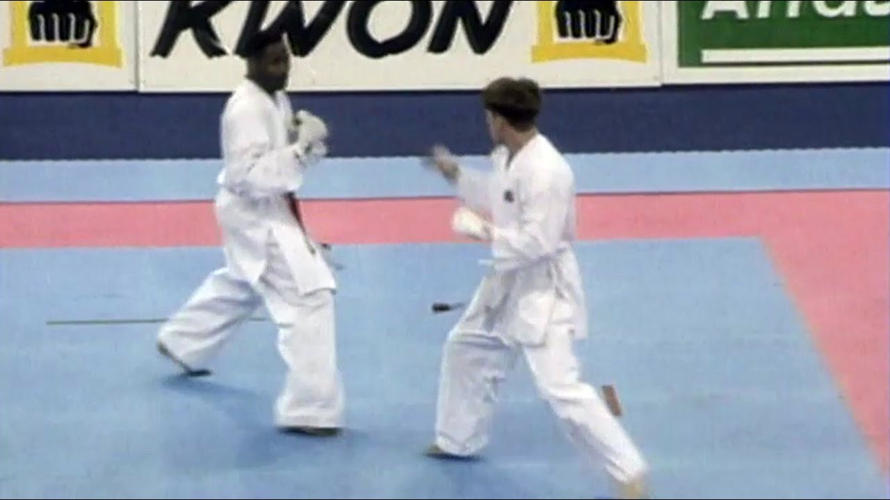 #ThrowbackKARATE: 1992 World Championships: Wayne Otto and Damien Dovy | WORLD KARATE FEDERATION