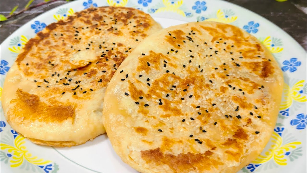PUFF & STUFF STEAM ALOO KULCHA|No Tandoor | Water Steam Method.आलू कुलचा तंदूर के बिना,पानी की भापमे