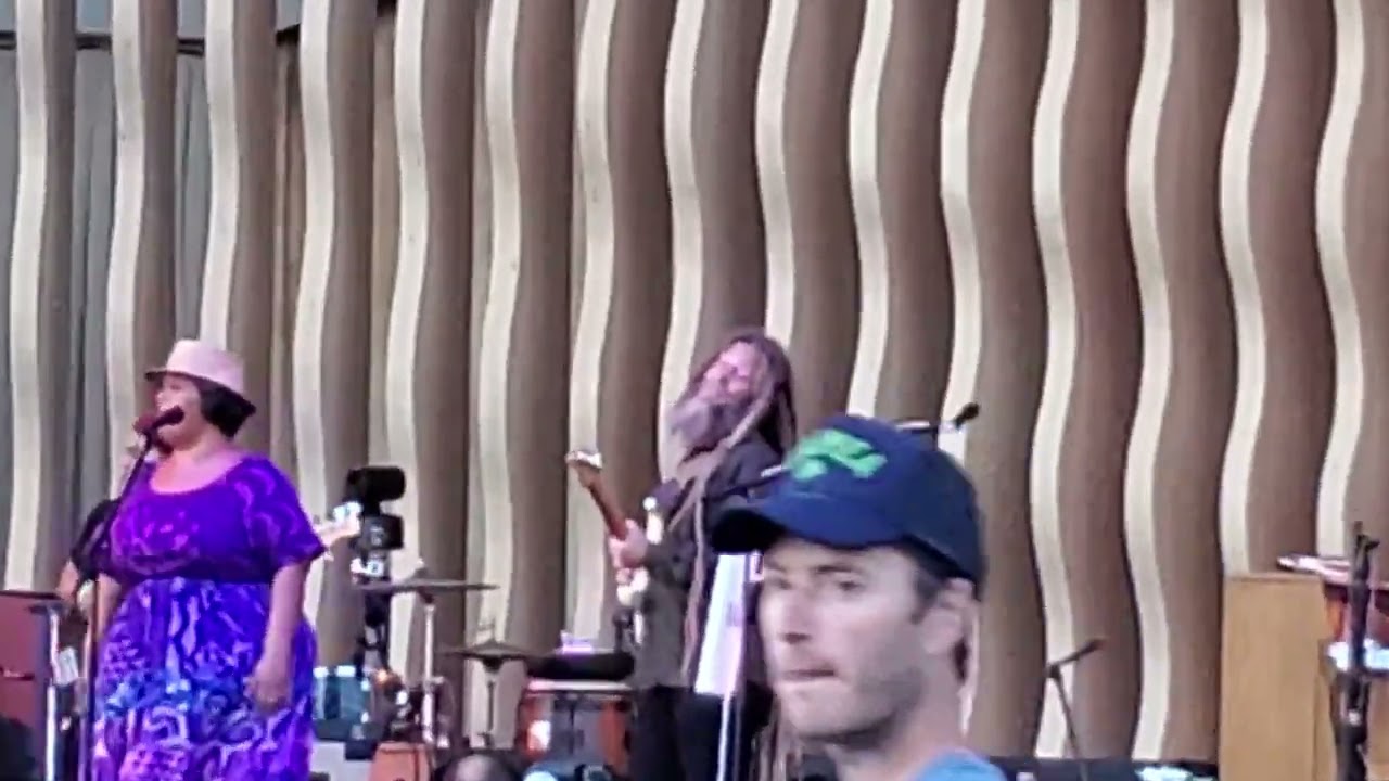 Paula Fuga and Mike Love Lovers Rock Live Sweet Hawaiian Reggae Waikiki Shell  7/29/2022 Oahu HI