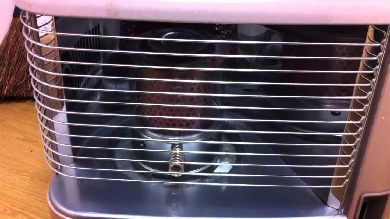 #ミニマリストライフ 石油ストーブの点火と消火 Old Kerosene heater