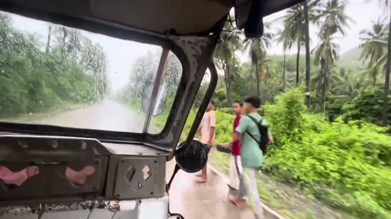 NAABUTAN KAMI NG ULAN SA PALINGKI AT PINUTOL NAMIN ANG KAHOY SA IBABAW NG BAHAY 