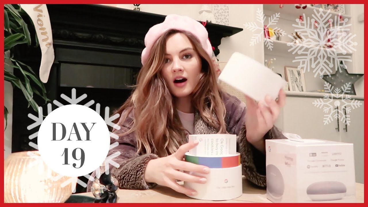 TRYING THE NEW GOOGLE HOME | Vlogmas #19