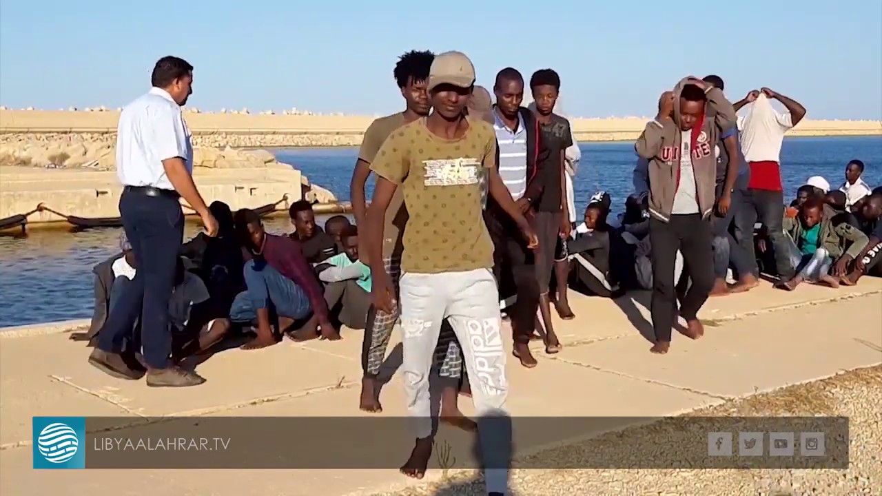 البحرية الليبية تنقذ أكثر من 200 مهاجر قبالة سواحل الزاوية