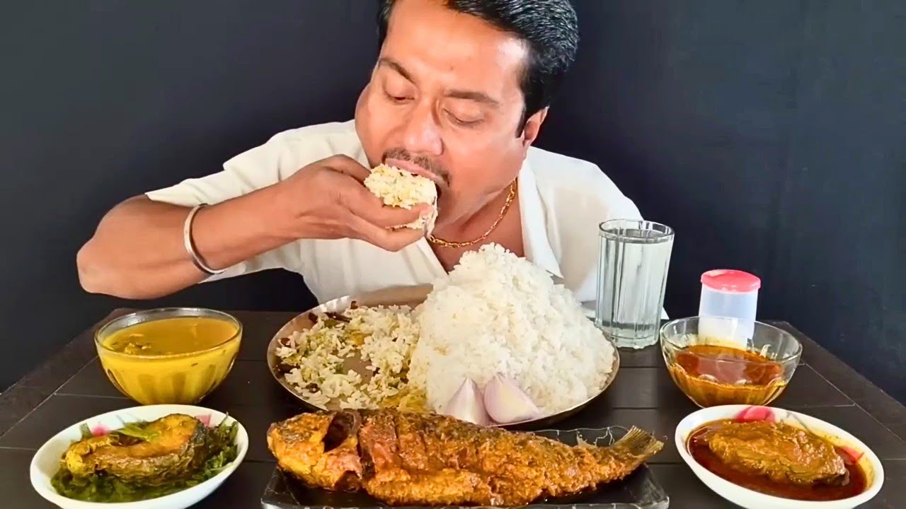 Gota Rui Macher Jhol🐟, Rui Mach Palong Shak Jhol🐟, Macher Matha Dal🤤, Pangas Macher Kalia🐟 Big Bite🍴