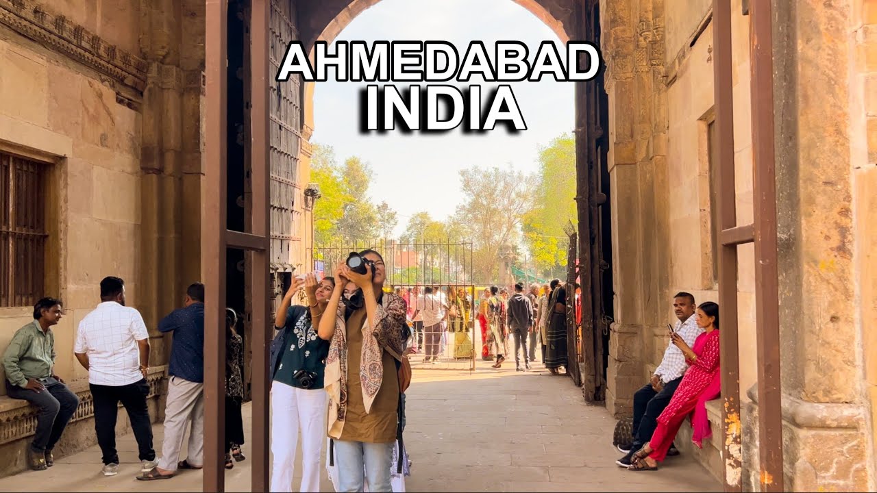 Walking Tour In INDIA 2025 | Strangest Meat Market In Old AHMEDABAD [ 4K HDR ]