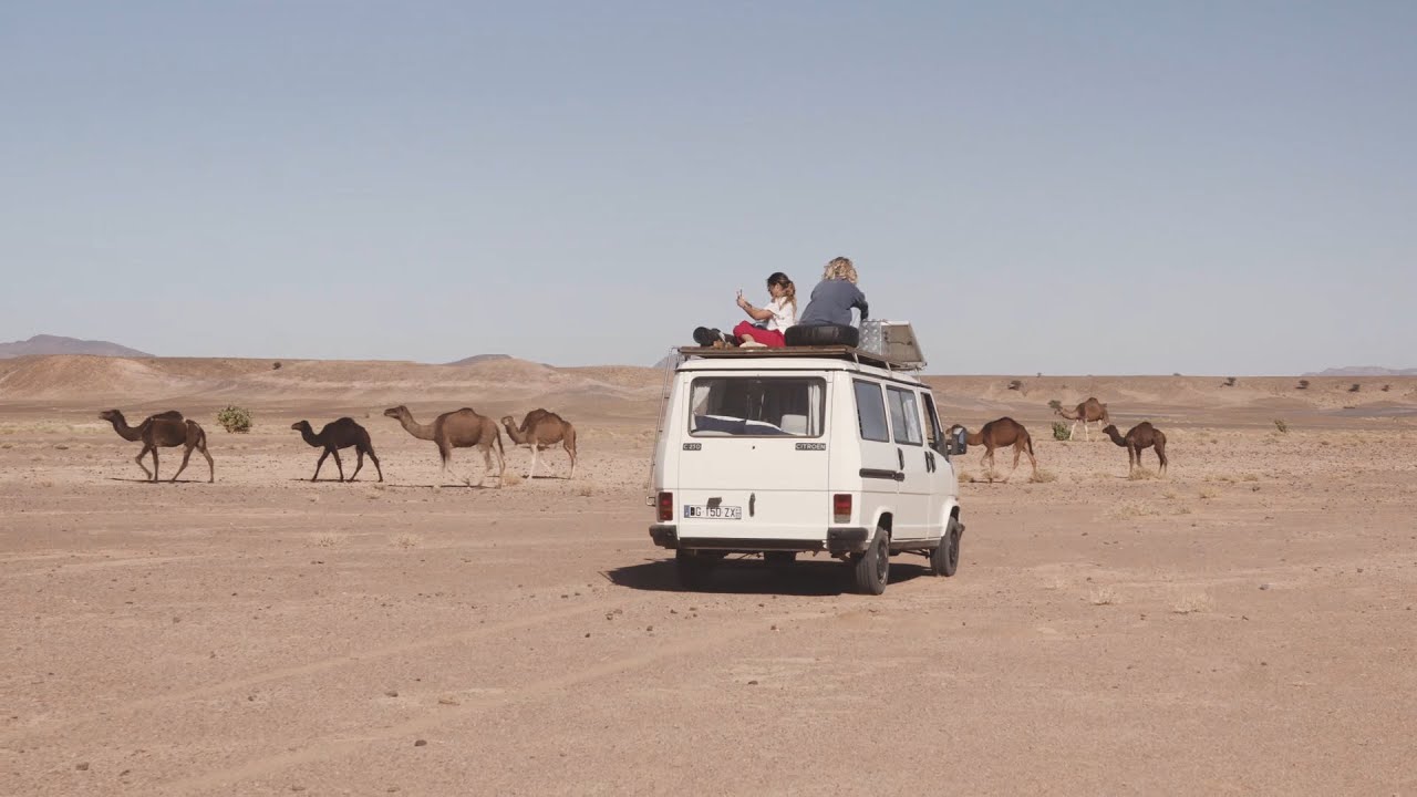 La vie en van ep.4 : on tente le hors piste et on passe la journ&eacute;e ensabl&eacute;