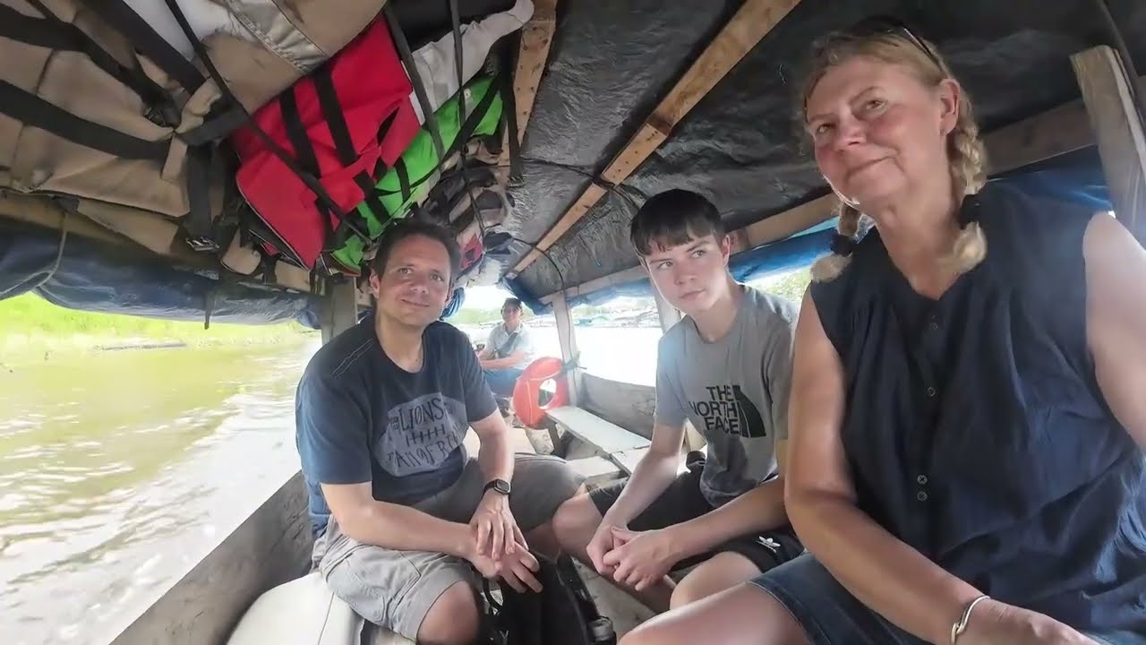 31 Christmas in Colombia with Ed Jan and Tom  Part 1