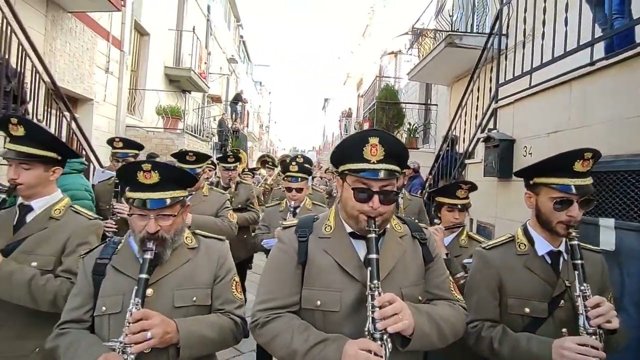 Marcia Scherzando Banda di Triggiano 10/11/23 Adelfia Processione di San Trifone