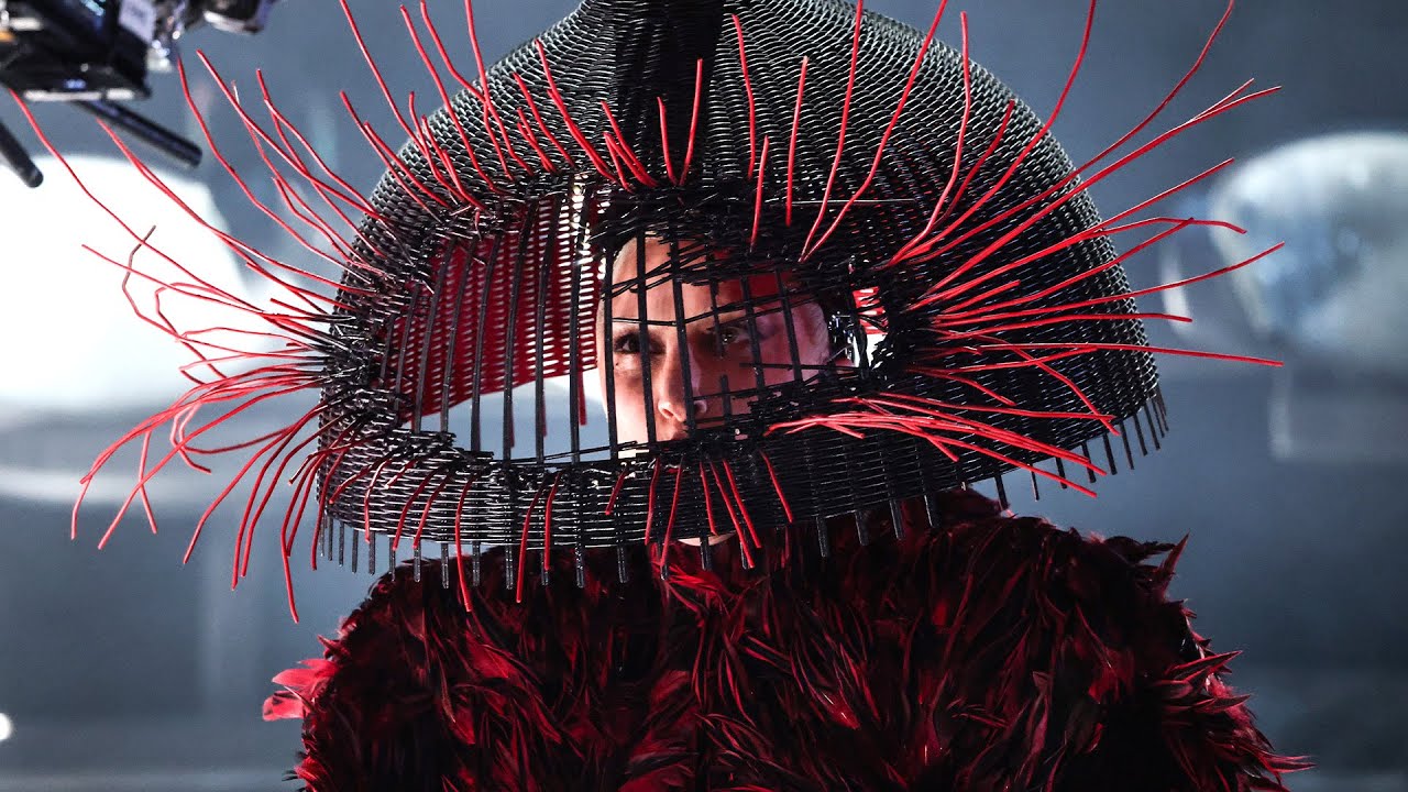 GRAMMYs: Lady Gaga's ECCENTRIC Abracadabra Performance