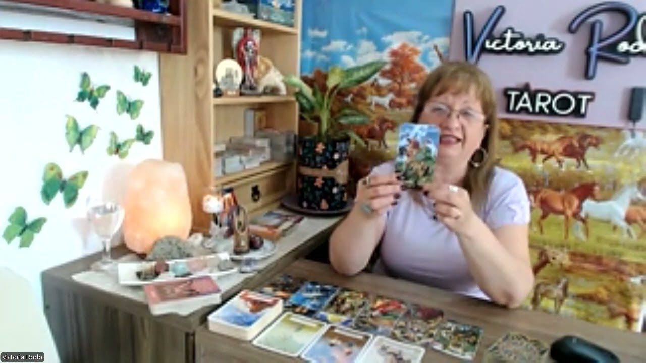 PISCIS.  LA PAZ ES TU FELICIDAD!!!! 29/12 AL 4/1. VICTORIA RODO TAROT. 59894239682.