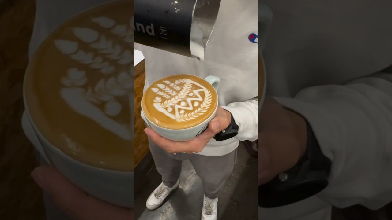 Birthday Cake Latte Art | Coffee Art #coffee #latteartist #coffeeart #coffeelatteart
