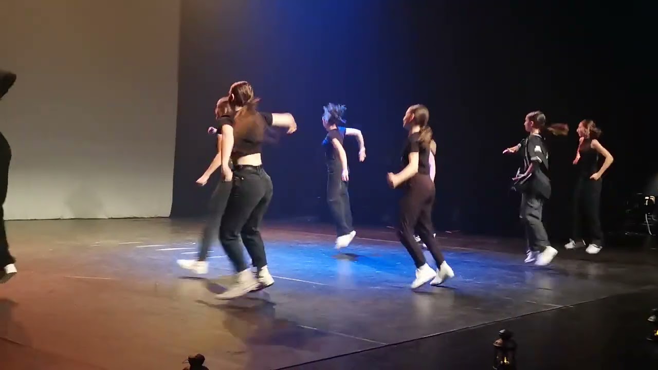 Camille Vigier - Rodez - Street Jazz Rihanna Disturbia