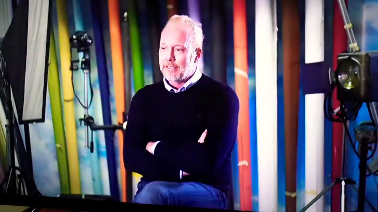 Viajera en el tiempo captada en el documental de parchis de Netflix