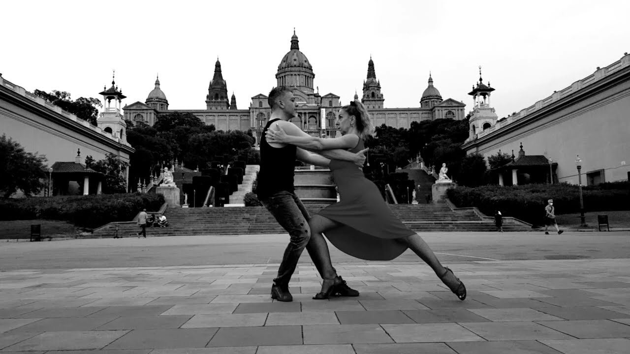 TANGO ARGENTINO BARCELONA Bailando en el MNAC 2021#tangoshow #argentinetango #professional #dancers