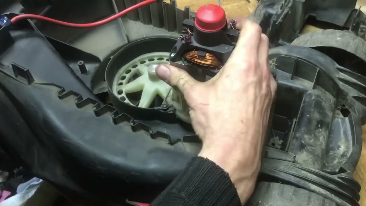 Bosch Rotak 32 does not twist the knife