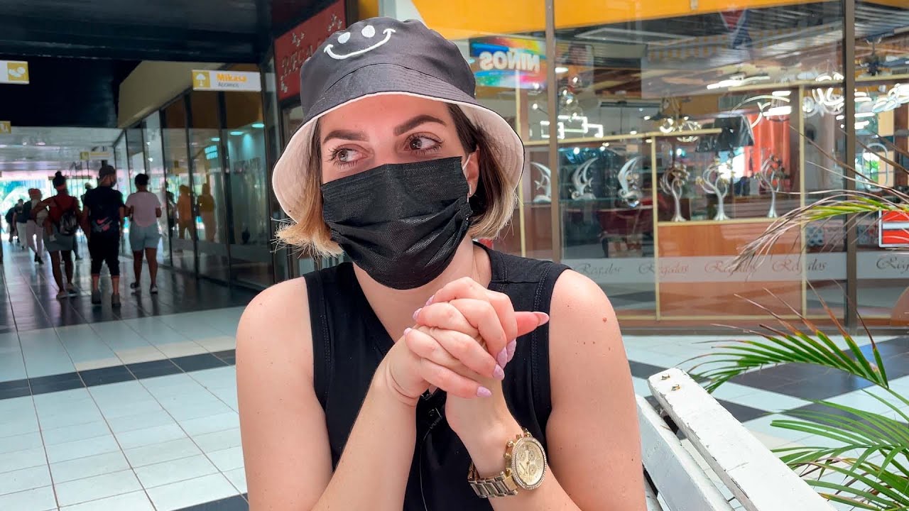 Así son las tiendas estatales de ROPA🧥 en Cuba | me regañaron por grabar 🎥🥵 - @Yoliene