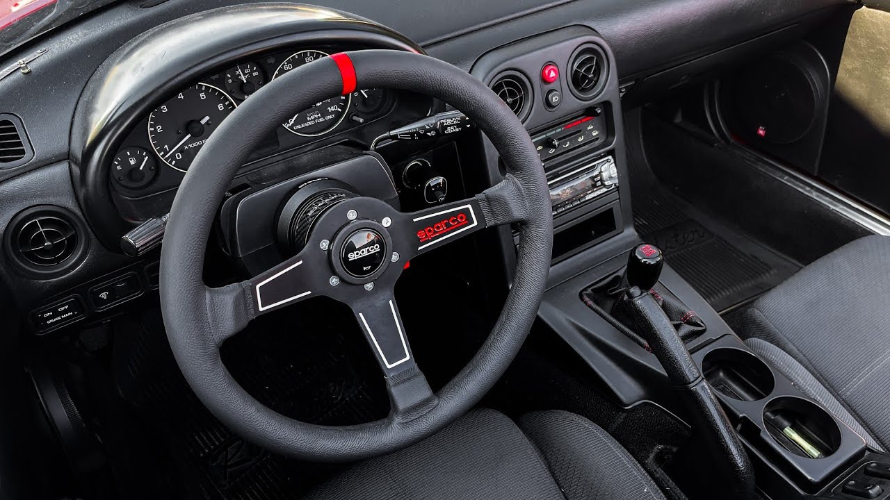 Sparco Steering Wheel and NRG Quick Release Install On My Miata! | No Airbag Light and Working Horn!