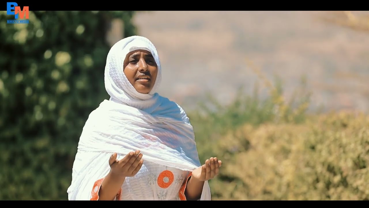 🔴 አዲስ ዝማሬ || አማኑኤል ተመስገንልኝ || ዘማሪት ፀደንያ መሸሻ