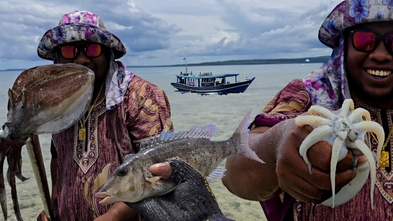 KEBUN KAKEK tangkap Cumi, ikan, sotong saat Air Surut, Grilledfish with Anggota DPRD Sultra