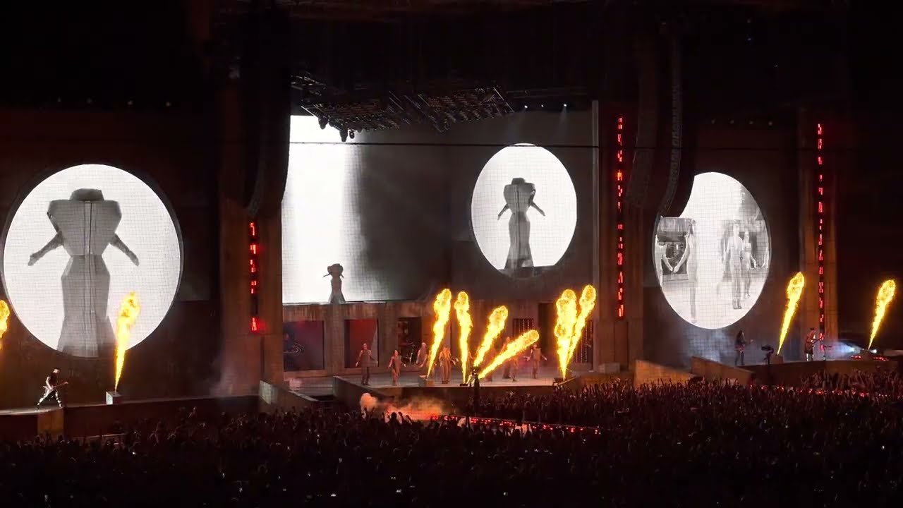 Lady Gaga, Chromatica Ball Intro into Bad Romance at Dodger Stadium in Los Angeles on 9/10/22 in 4K