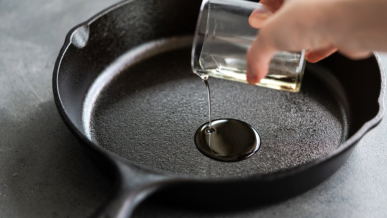 Начало работы с новой чугунной сковородой