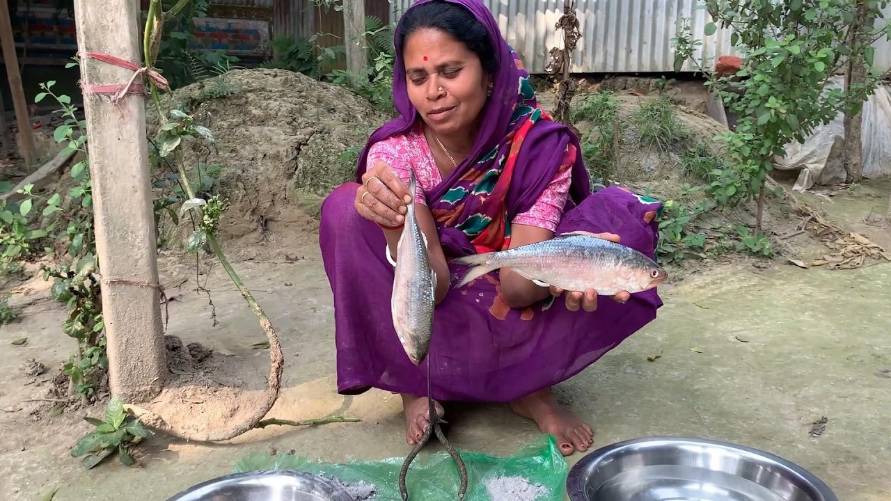 অনেক দিন পর রান্না হল সর্ষে ইলিশ // Bangladeshi village vlog